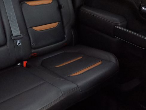 Certified 2021 GMC Sierra 1500 AT4 w/ AT4 Value Package image 14