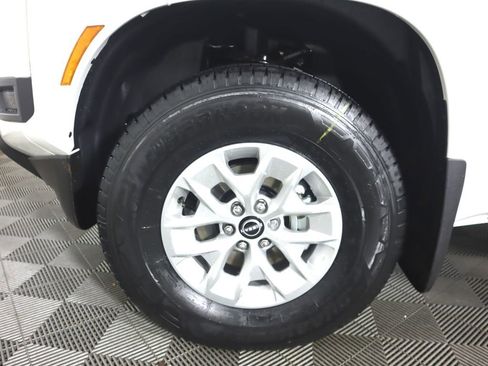 New 2026 Nissan Frontier S image 10