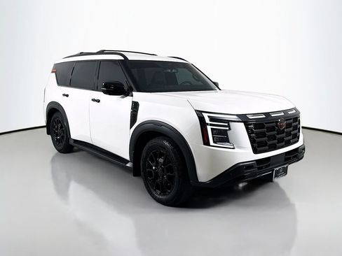 Used 2026 Nissan Armada PRO-4X w/ Captain's Chari Seat Package AWD/4WD image 3