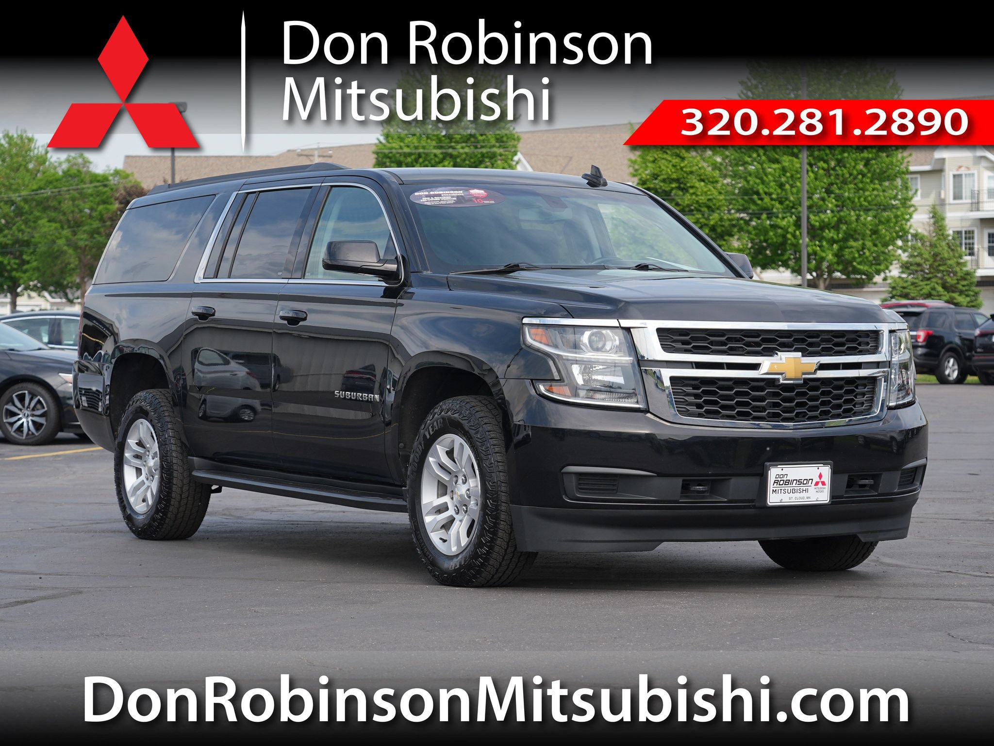 Used 2020 Chevrolet Suburban LS w/ Skid Plate Package AWD/4WD image 1