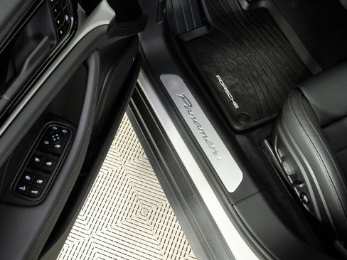 New 2026 Porsche Panamera RWD image 8
