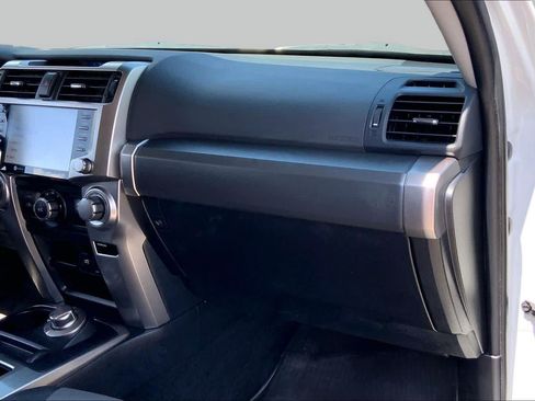 Used 2024 Toyota 4Runner SR5 Premium w/ Moonroof Package AWD/4WD image 19