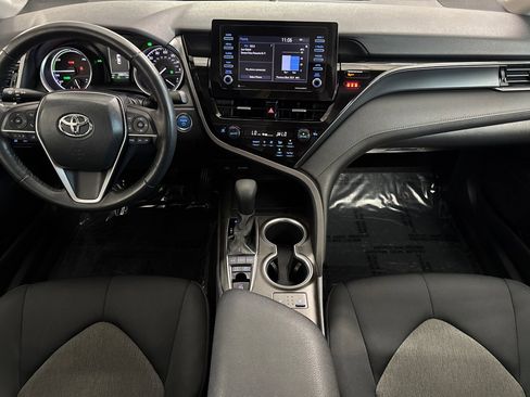 Used 2021 Toyota Camry LE image 13
