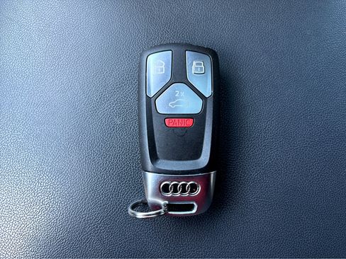 Used 2023 Audi SQ5 Premium Plus image 31