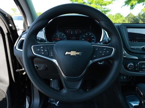 Used 2023 Chevrolet Equinox LS w/ LPO, Floor Liner Package FWD image 11