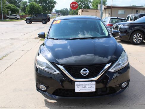 Used 2018 Nissan Sentra SR FWD image 3