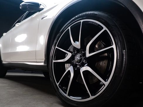 Used 2019 Mercedes-Benz GLC 43 AMG 4MATIC image 10