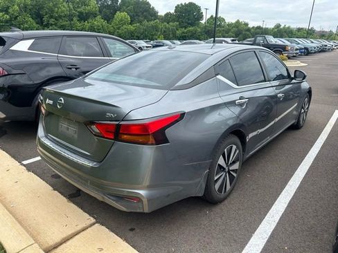 Used 2022 Nissan Altima 2.5 SV FWD image 5