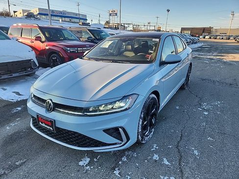 New 2026 Volkswagen Jetta SE image 3