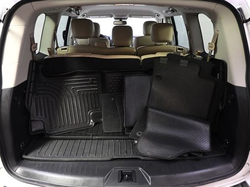 Used 2023 Nissan Armada SV w/ Cargo Package AWD/4WD image 19