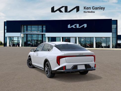 New 2025 Kia K4 GT-Line Turbo FWD image 4