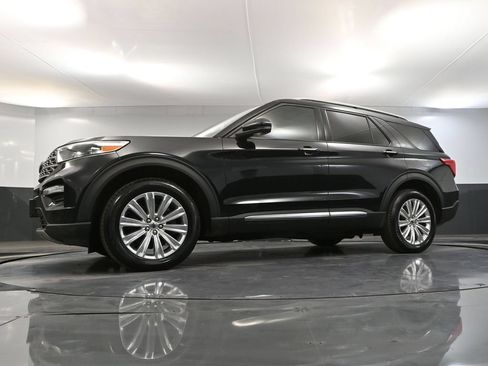 Used 2021 Ford Explorer Limited AWD/4WD image 62