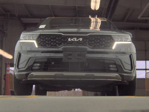 Used 2023 Kia Sorento SX Prestige AWD/4WD image 4
