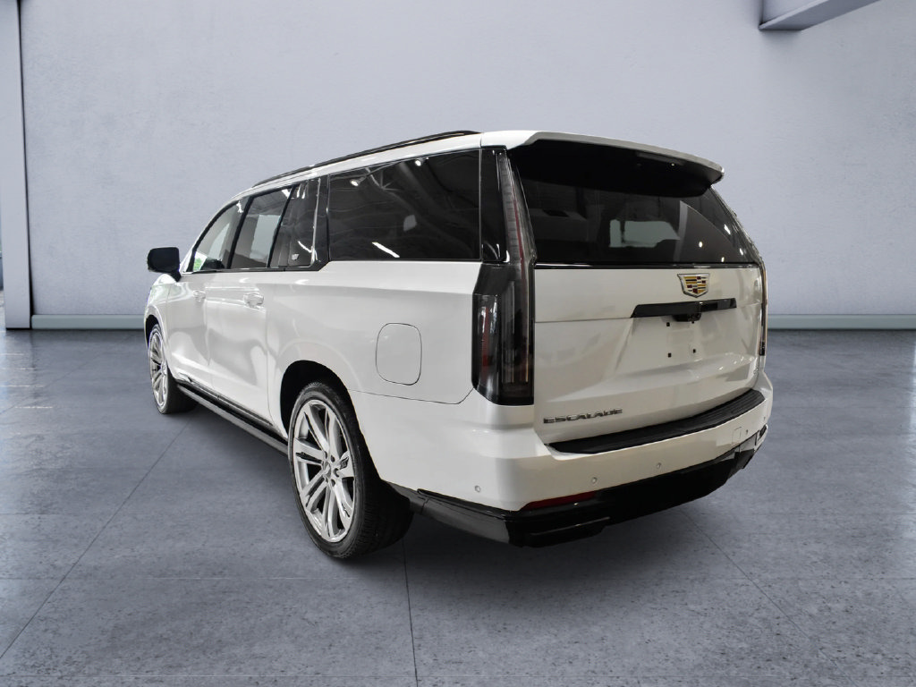 Used 2025 Cadillac Escalade ESV Sport Platinum w/ LPO, Floor Liner Package AWD/4WD image 5