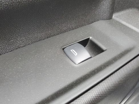 New 2025 GMC Sierra 3500 Pro w/ Convenience Package image 31