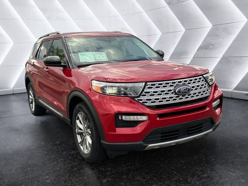 Used 2022 Ford Explorer Limited image 1