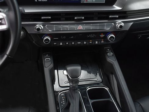 Used 2025 Kia Telluride S AWD/4WD image 17