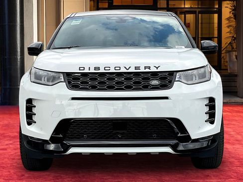 New 2026 Land Rover Discovery Sport Landmark AWD/4WD image 2