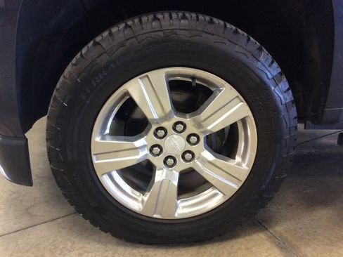 Used 2018 Chevrolet Colorado Z71 w/ Centennial Edition image 9