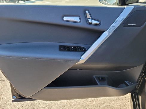 Certified 2025 BMW iX xDrive50 w/ Premium Package image 23