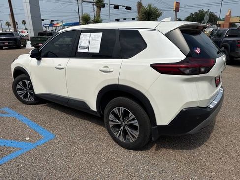 Certified 2023 Nissan Rogue SV FWD image 4