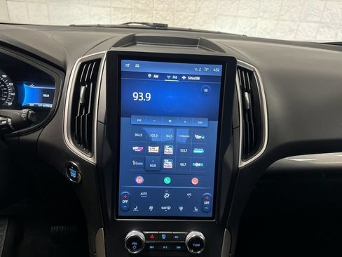 Used 2024 Ford Edge SEL AWD/4WD image 6