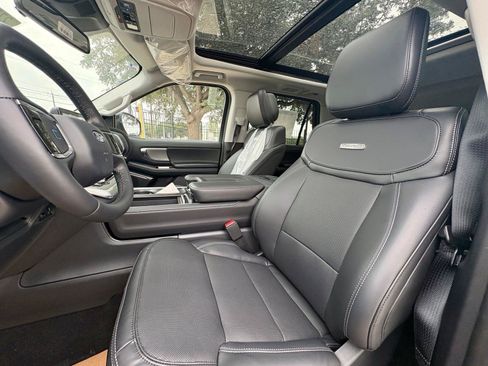 New 2026 Ford Expedition Platinum AWD/4WD image 10