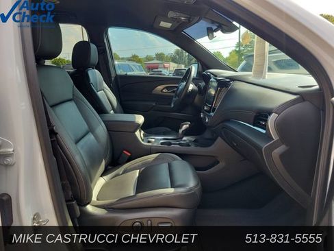 Used 2023 Chevrolet Traverse LT AWD/4WD image 24
