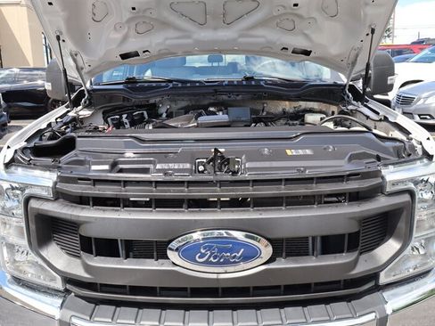 Used 2022 Ford F250 XL w/ Power Equipment Group AWD/4WD image 36