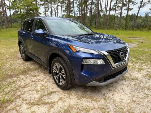 Used 2023 Nissan Rogue SV FWD image 7