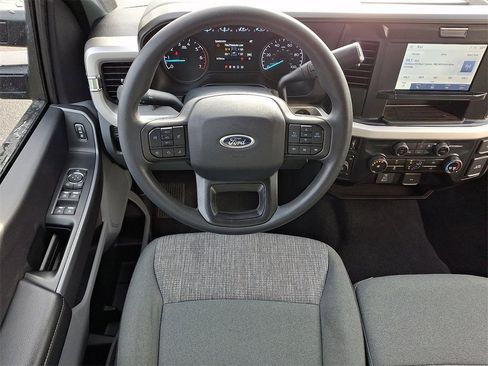 Used 2025 Ford F250 XLT w/ Snow Plow Prep Package image 12