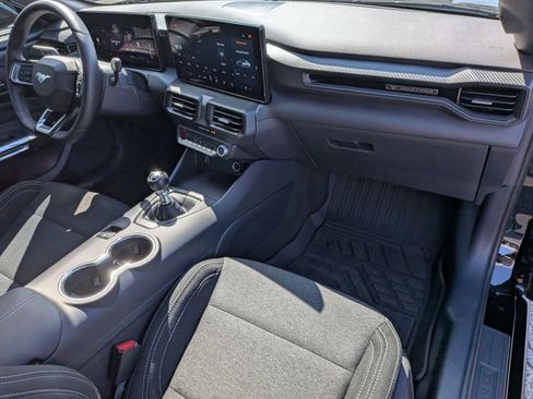 Used 2024 Ford Mustang GT RWD image 19
