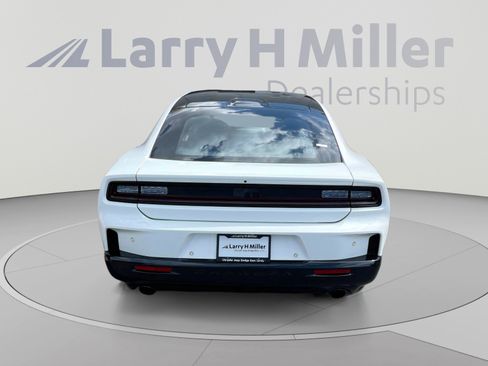 New 2026 Dodge Charger R/T AWD/4WD image 4