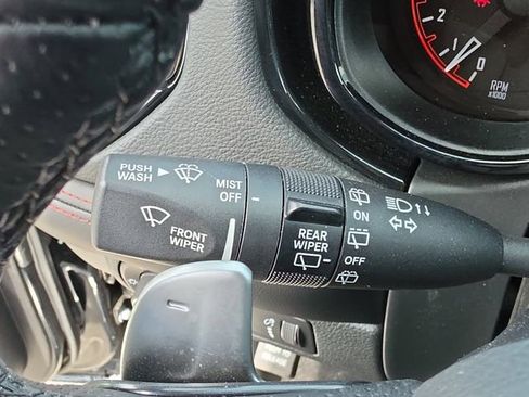 Used 2025 Dodge Durango GT RWD image 23