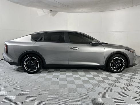 Used 2025 Kia K4 EX FWD image 9