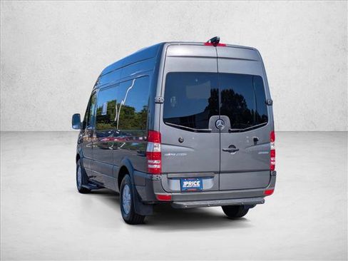 Used 2018 Mercedes-Benz Sprinter 2500 image 8