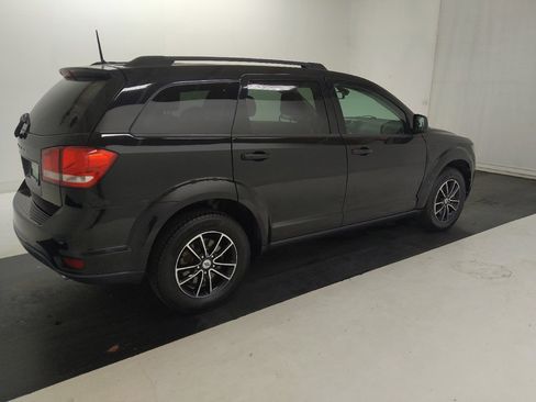 Used 2019 Dodge Journey SE w/ Blacktop Package FWD image 10