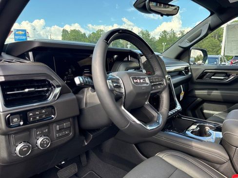 Used 2026 GMC Yukon Elevation w/ Elevation Premium Package RWD image 23