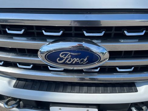 Used 2023 Ford F250 Platinum AWD/4WD image 35