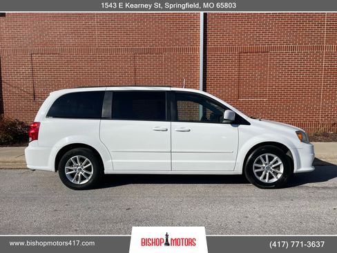 Used 2016 Dodge Grand Caravan SXT w/ Rear Park Assist Package image 7