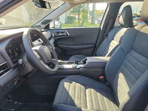New 2026 Mitsubishi Outlander SE FWD image 20
