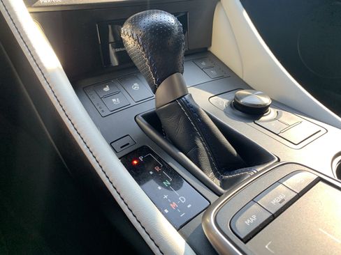 Certified 2020 Lexus RC F w/ Performance Package image 26