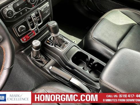 Used 2022 Jeep Gladiator Mojave w/ Trailer Tow Package AWD/4WD image 18