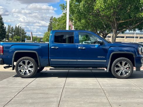 Used 2017 GMC Sierra 1500 Denali image 9