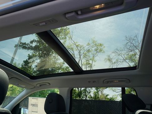 New 2026 Mercedes-Benz GLS 450 4MATIC image 38