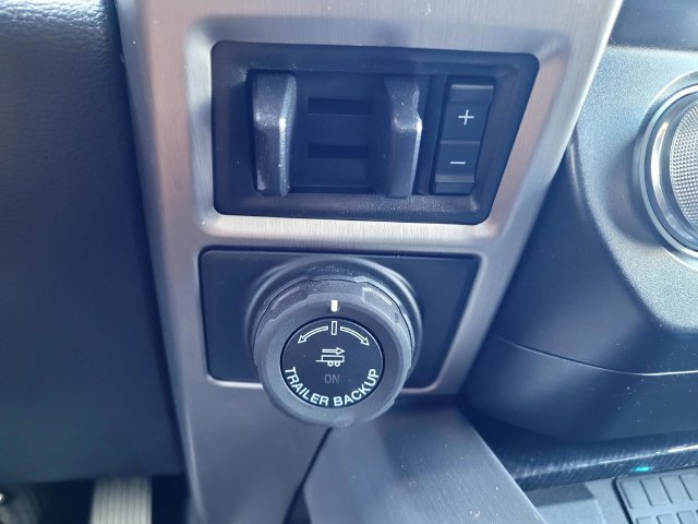 Certified 2020 Ford F250 Platinum w/ FX4 Off-Road Package AWD/4WD image 22
