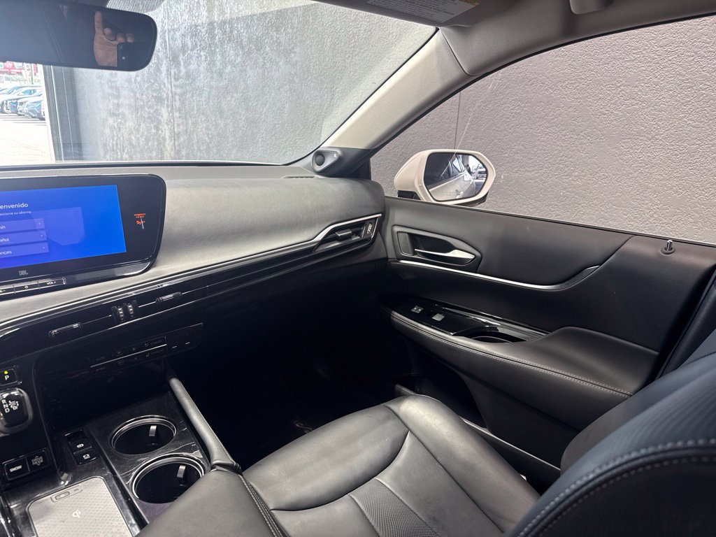 Used 2023 Toyota Mirai w/ Advanced Technology Package RWD image 26