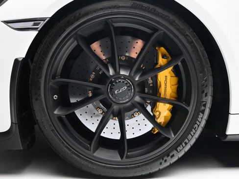 Used 2015 Porsche 911 GT3 image 5