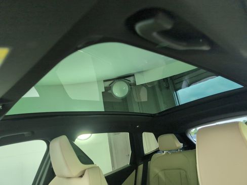 Used 2026 BMW X3 xDrive30 w/ M Sport Package image 12