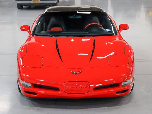 Used 1999 Chevrolet Corvette Coupe w/ Roof Pkg image 4